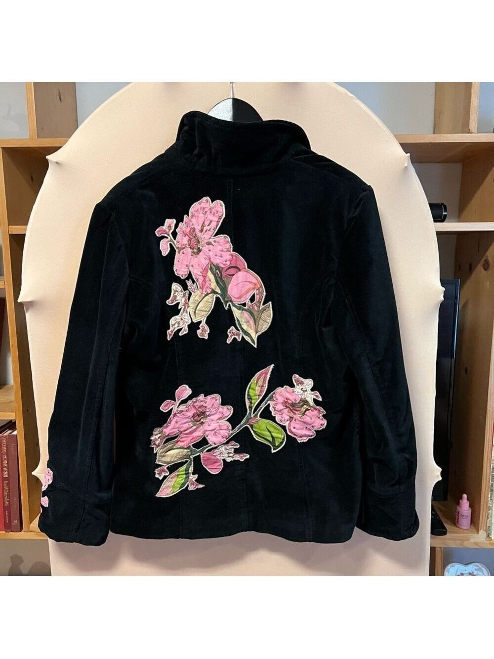 French Velvet Vintage Jacket - Picture 3 of 9